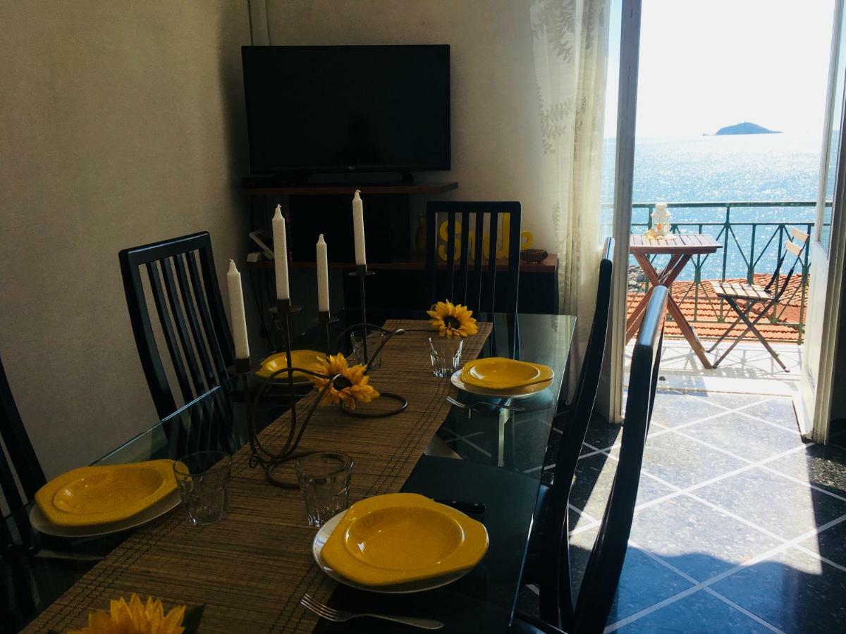 Apartamento Vento Di Mare Tellaro Exterior foto