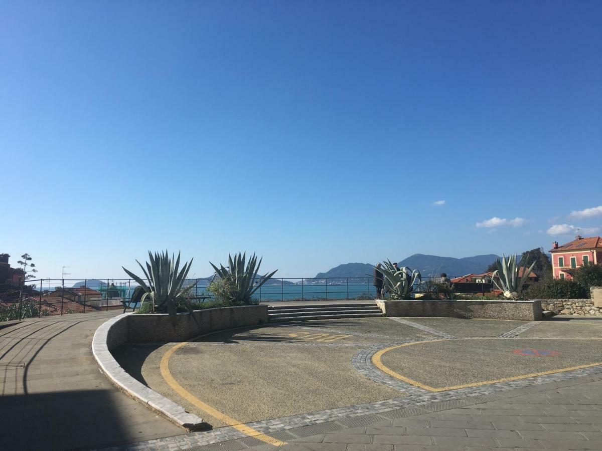 Apartamento Vento Di Mare Tellaro Exterior foto